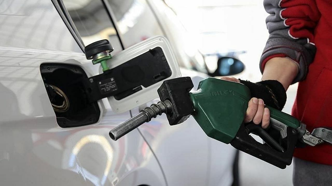 Tarih netleşiyor: AB'den benzinli ve dizel otomobiller için yasak hazırlığı