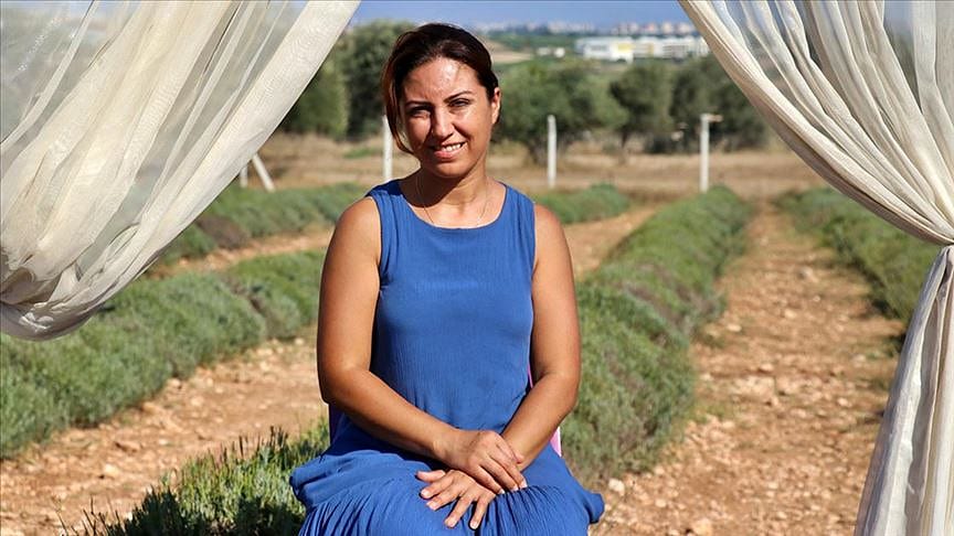 Çöp atılan arazide büyük değişim: 'Eşim işini kaybedince yeni bir sayfa açtık'-0