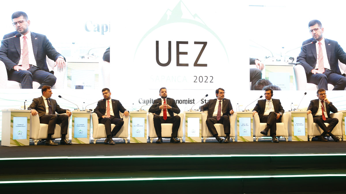 UEZ Sapanca 2022| 'Türkiye’nin Yeni Gelecek Vizyonu' ele alındı