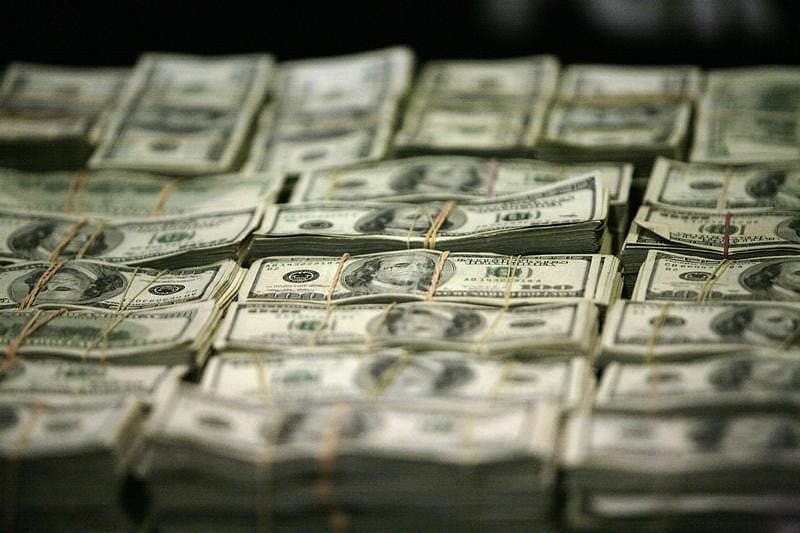 Net döviz pozisyonu açığı 1.6 milyar dolar geriledi