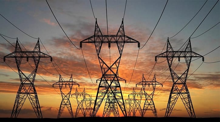 Türkiye'nin en büyük elektrik üretim şirketleri belli oldu: Listeye yeni girenler 'yenilenebilirci'
