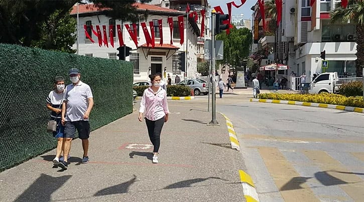 4 günlük sokağa çıkma kısıtlamasından 6 il muaf tutuldu