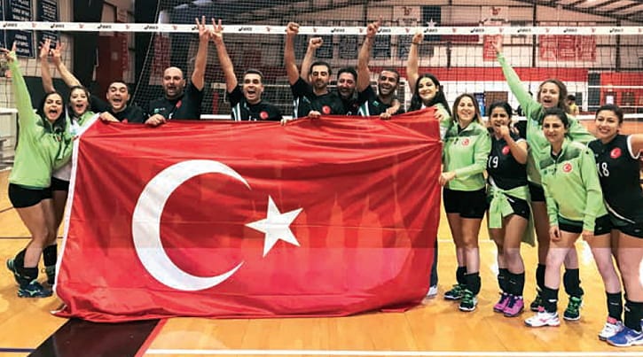 TEB voleybol takımlarından global başarı