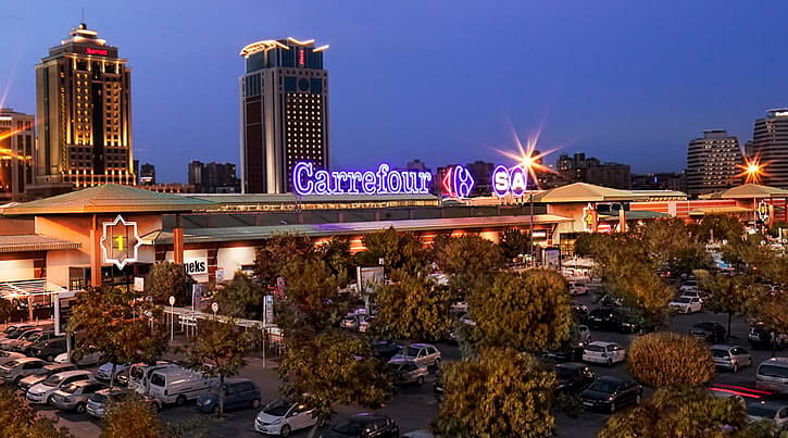 Gülaylar, içereköy'deki CarrefourSA için el sıkıştı