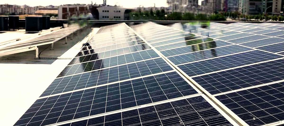 Şirketler enerjilerini fabrika çatılarına taşıyor