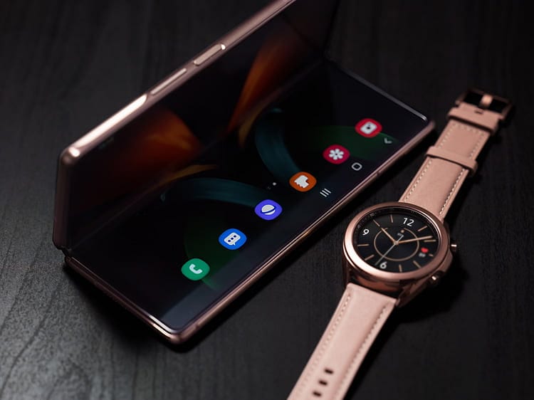 Samsung’un katlanabilir cihazı Galaxy Z Fold2 piyasaya sunuldu!-4