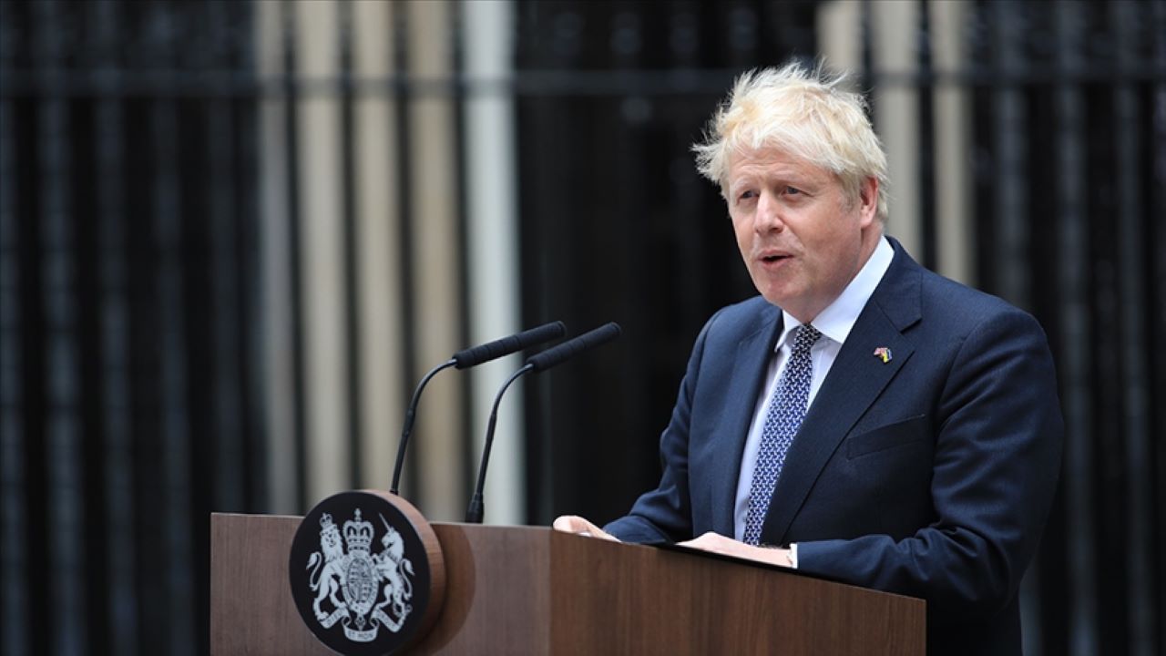 Boris Johnson'dan sürpriz karar