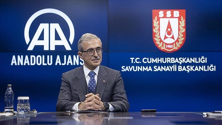 Savunma sanayisi 'uçak gemisine' hazırlanıyor