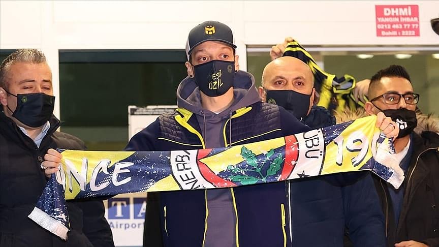 Fenerbahçe'den KAP'a Mesut Özil açıklaması