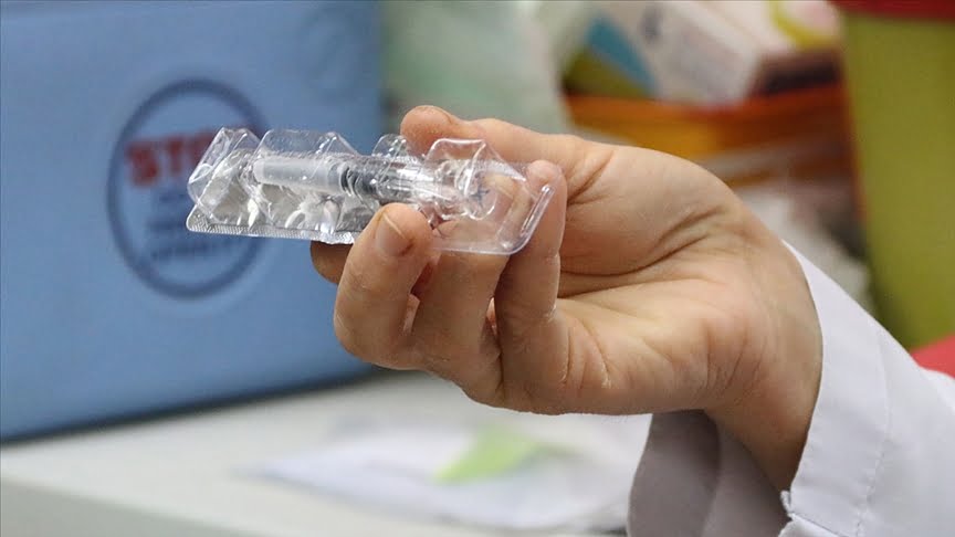 Türkiye'nin de kullanacağı Çin aşısının etkinliği açıklandı