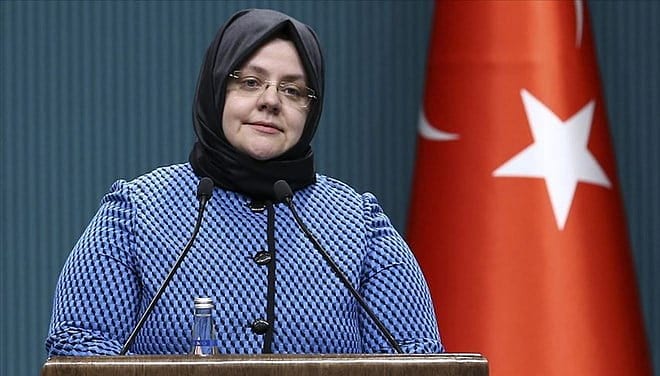 Bakan Selçuk'tan kısa çalışma ödeneği açıklaması