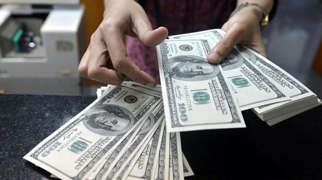 Serbest piyasada dolar - Euro açılış fiyatları