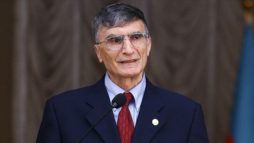 Aziz Sancar: Türkiye'de olsam kuyruğa girer aşı yaptırırdım