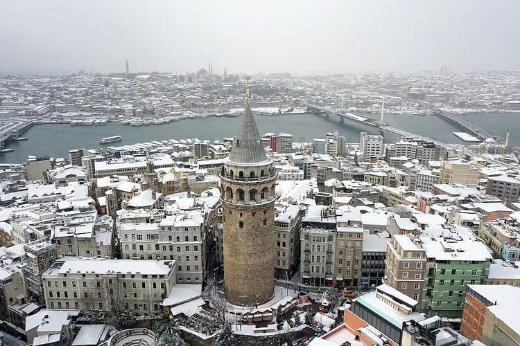 İstanbul’da yeni kar önlemleri açıklandı, 'pazartesi' için uyarı geldi: 'Okulların tatil edilmesi düşünülebilir'-1