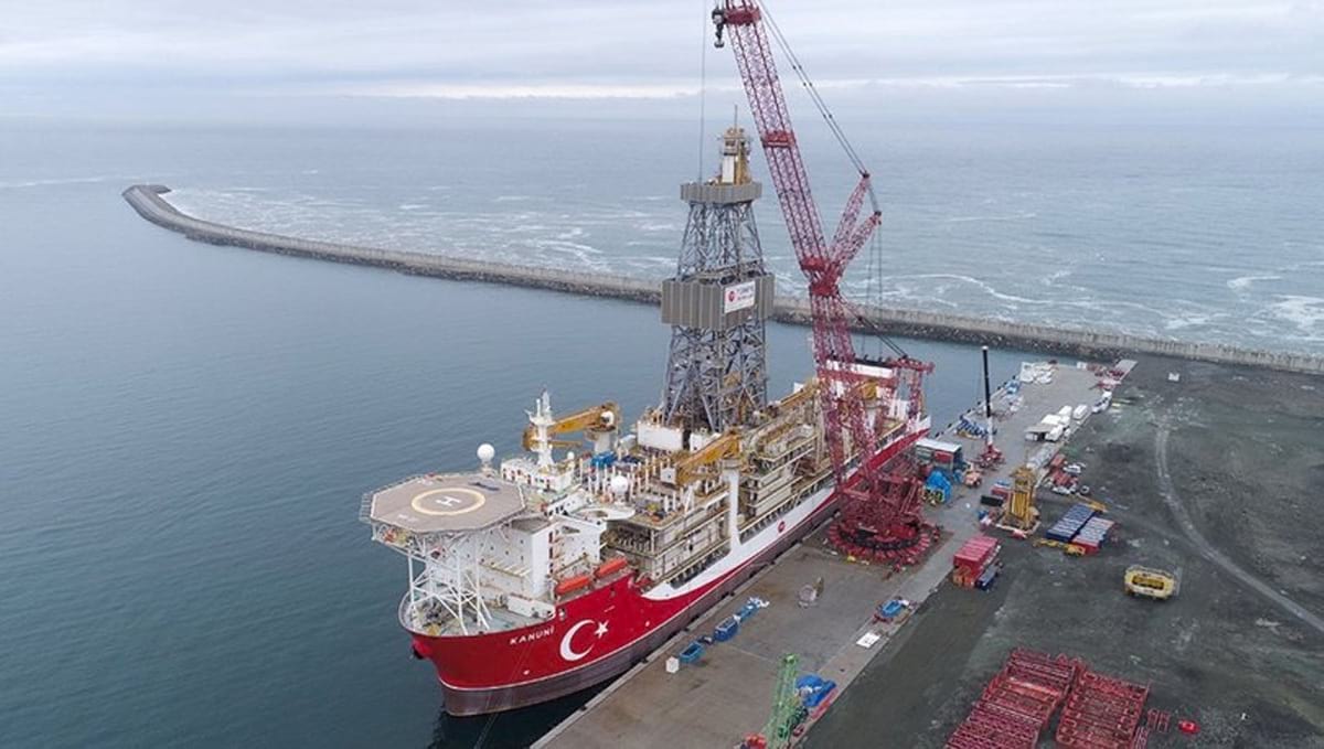 Karadeniz gazını karaya taşıyacak boru hattı için ilk kaynak temmuzda