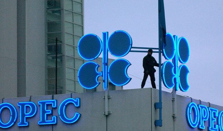 OPEC'in üretim kesintisini 1 ay uzatması bekleniyor