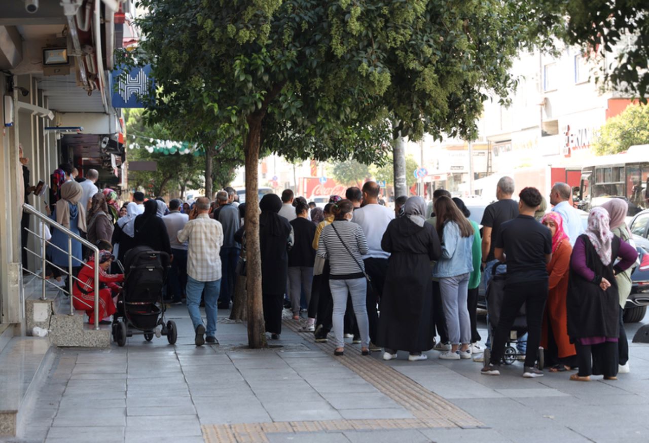 TOKİ sosyal konut projesi için ne kadar başvuru geldi? İşte ilk gün rakamları