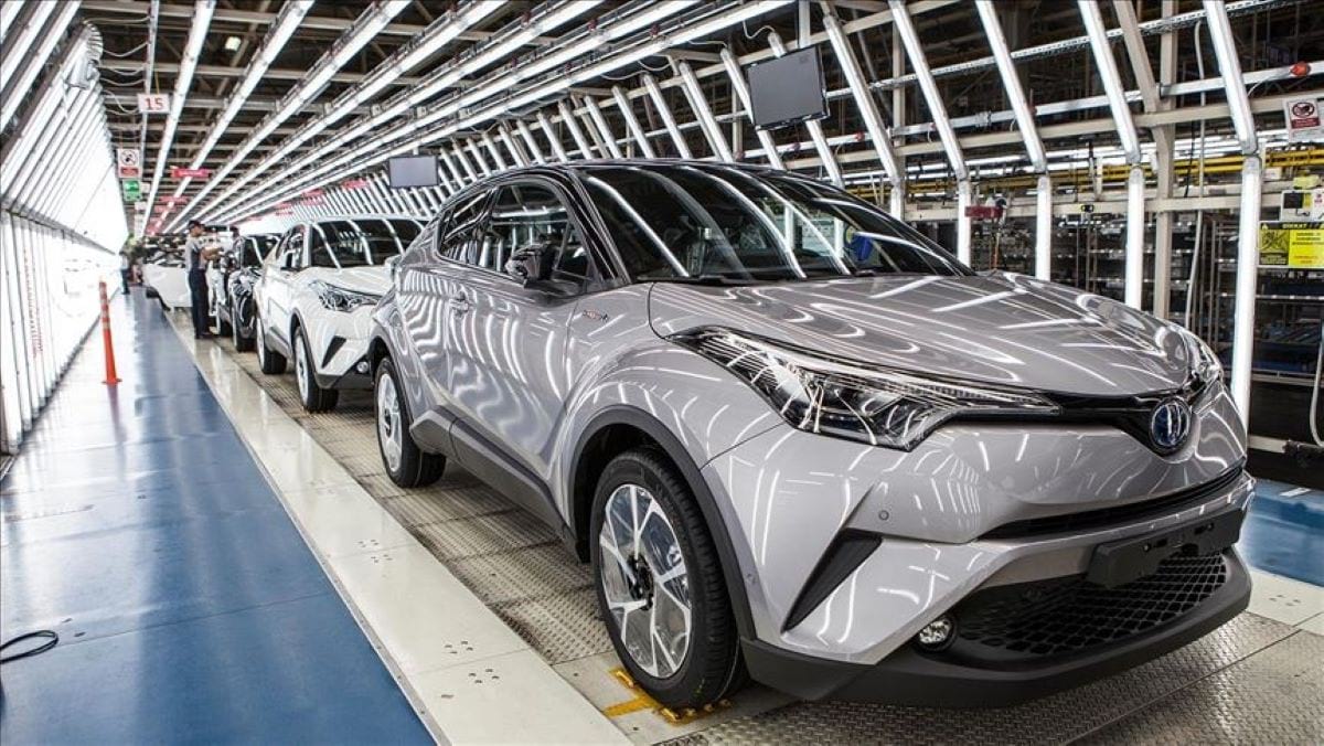 Toyota bu yıl üreteceği araç sayısını düşürme kararı aldı
