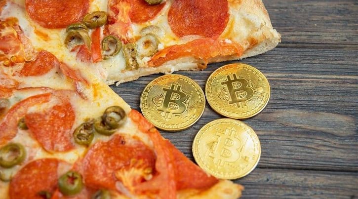 11 yıl önce iki pizzaya 10 bin Bitcoin ödeyerek tarihe geçmişti: Pişman mı?