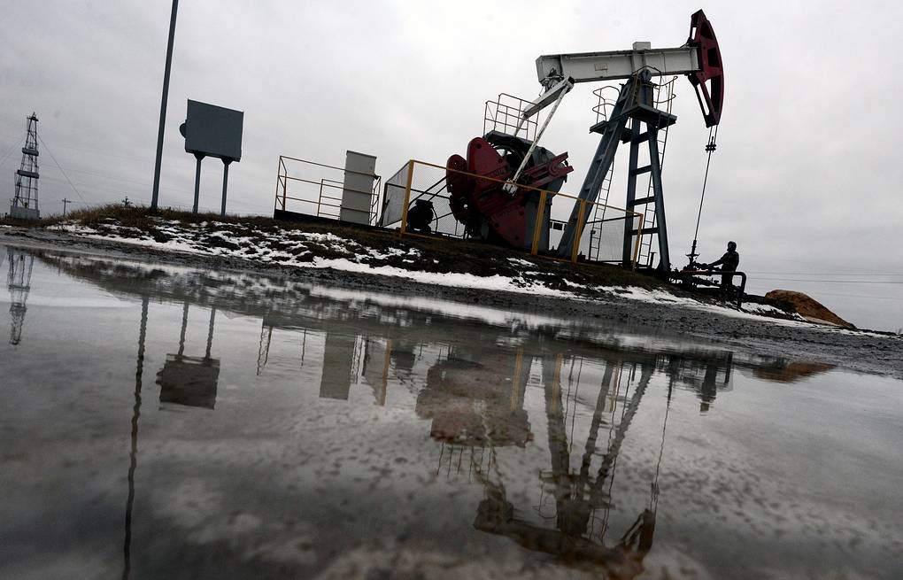 Brent petrolün varili 26,78 dolar