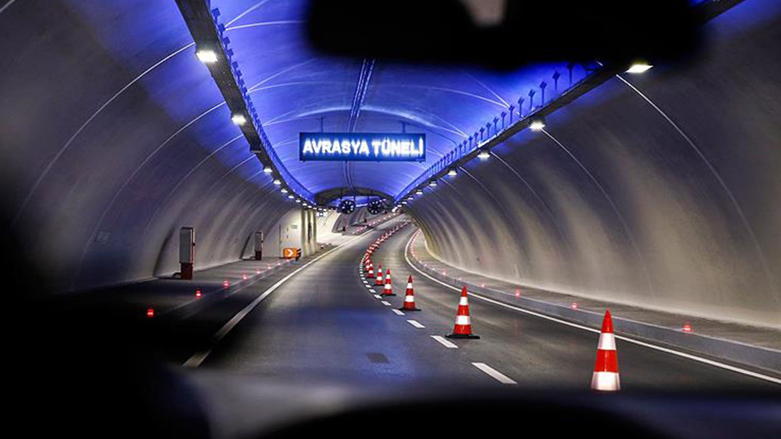 Avrasya Tüneli'ne trafik sıkışıklığını yüzde 90 azaltabilen sistem kuruldu