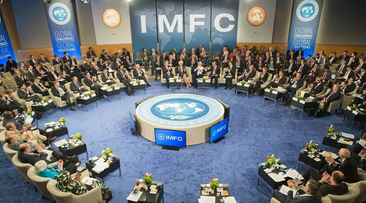 IMF, dünya ekonomisi için iyimserleşiyor