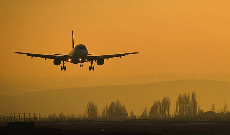 İran uçağında 'koronavirüs' şüphesi: Karantinaya alındılar