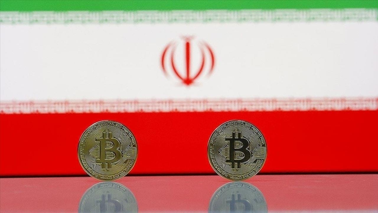 İran'da 'şüpheli döviz ve kripto para işlemleri' gerekçesiyle çok sayıda banka hesabı bloke edildi