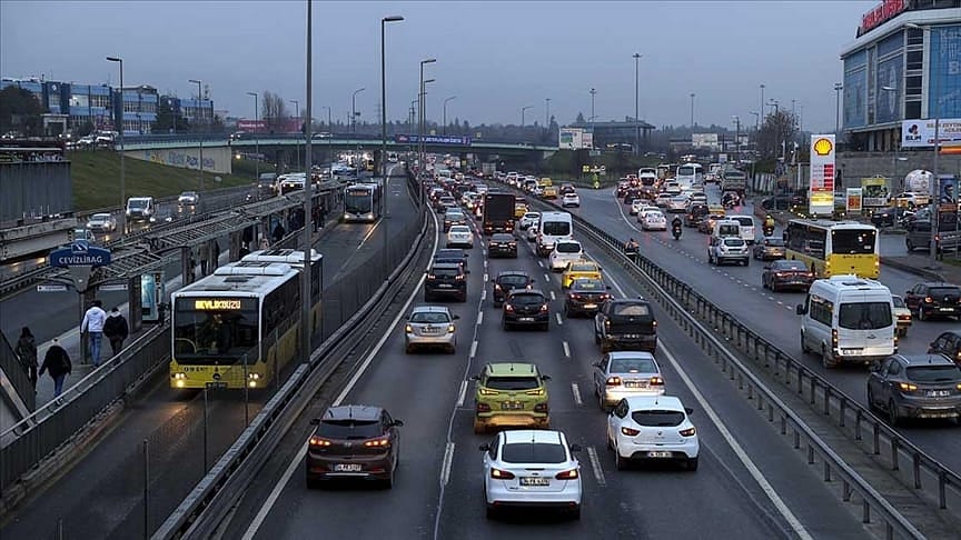 İstanbul'da ulaşım ücretlerine zam yapıldı: İşte yeni ücretler