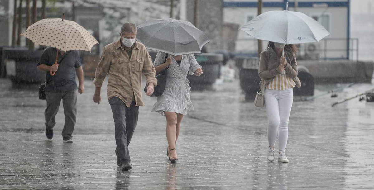 AKOM'dan İstanbul için sağanak yağış ve dolu uyarısı