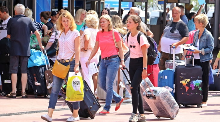 TÜROB'dan çarpıcı rapor: Virüsün turizme faturası ağırlaşıyor