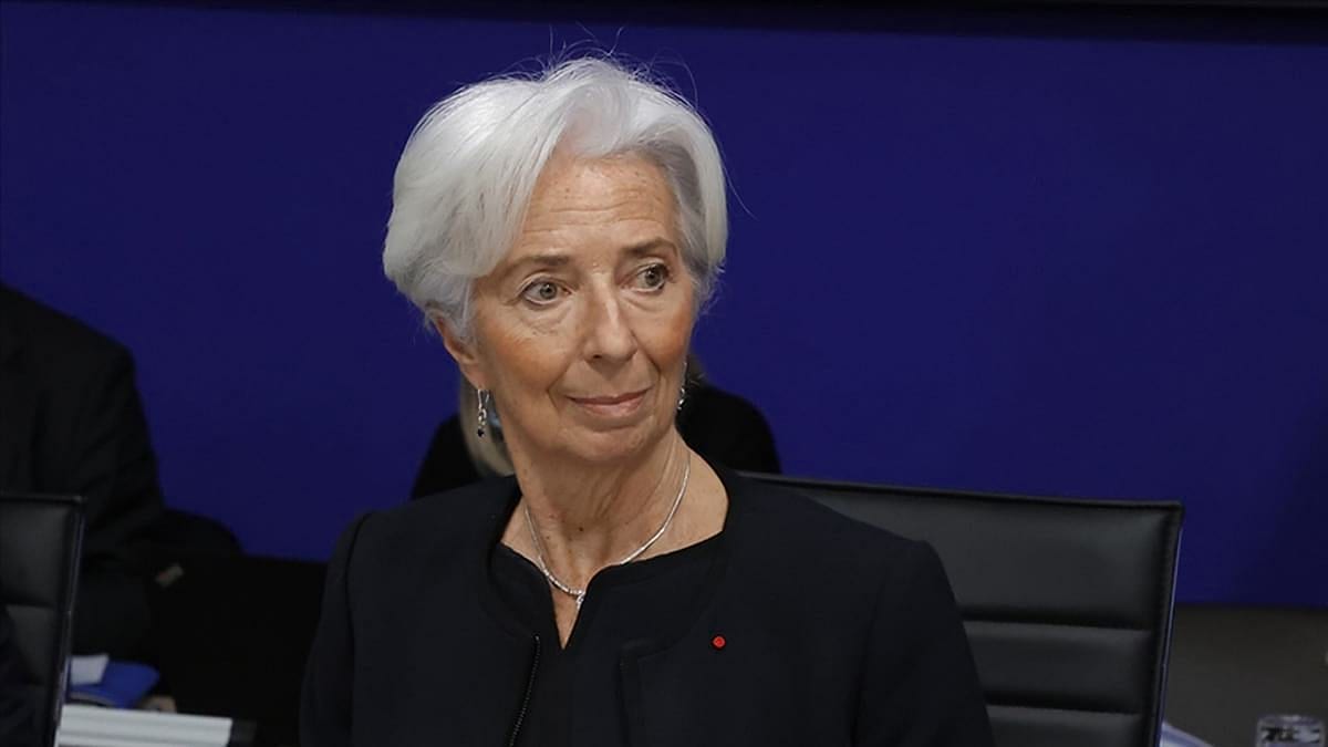 "Euro Bölgesi'nde resesyon öngörmüyoruz"