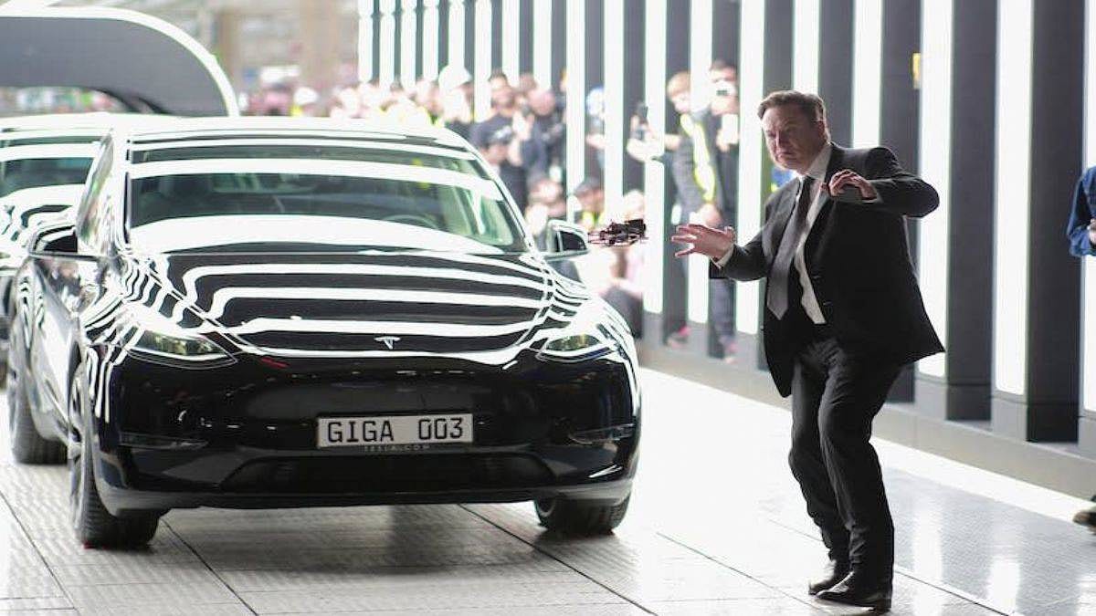 Elon Musk 'para fırını' dedi, Alman bakandan yanıt geldi