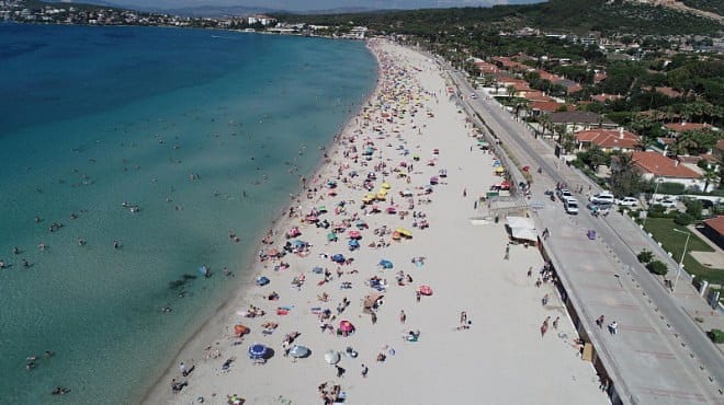 Hangi plajlar temiz? Yüzme Suyu Takip Sistemi'nden öğrenilebiliyor
