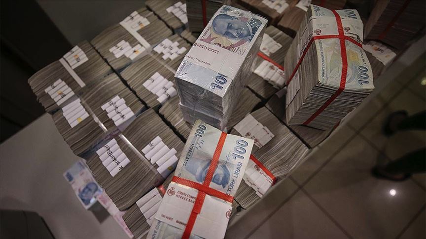 Bütçe martta 68,9 milyar lira açık verdi