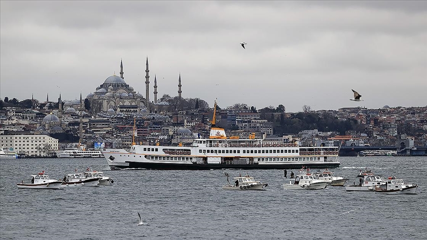 İstanbul Boğazı'nda 6 Kasım'da deniz trafiğinin durdurulması kararı iptal edildi