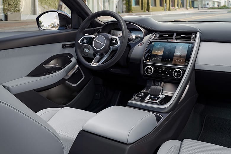 Dikkat çekici görünümüyle Yeni Jaguar E-PACE Türkiye’de-2
