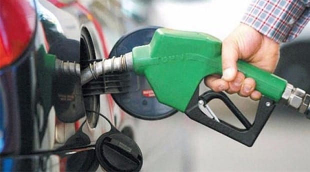 Benzine bu kez indirim geldi