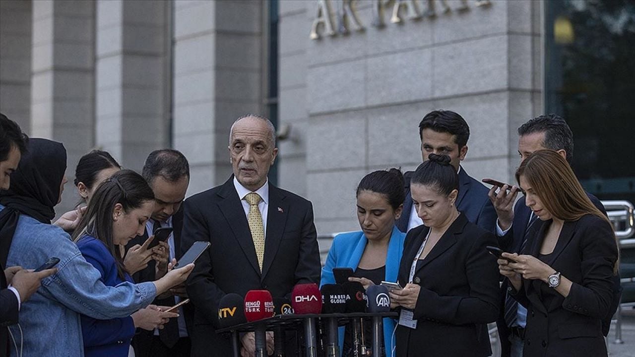 Asgari ücrete zam olacak mı? Cumhurbaşkanı ile görüşen Türk-İş Başkanı soruları yanıtladı