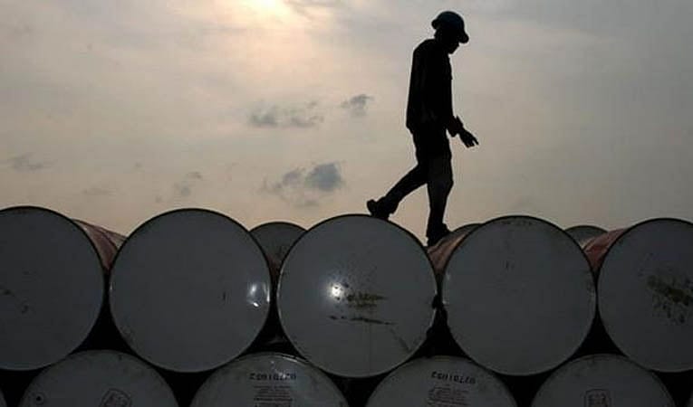 Petrol fiyatı 31 ayın en düşük seviyesinde