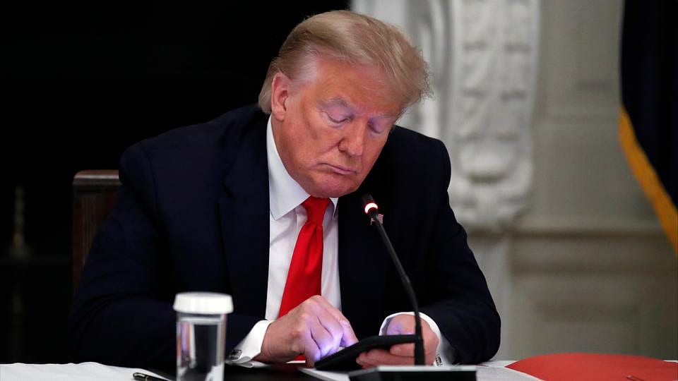 Trump, kendi sosyal medya platformu TRUTH Social'ı başlatacağı tarihi duyurdu 