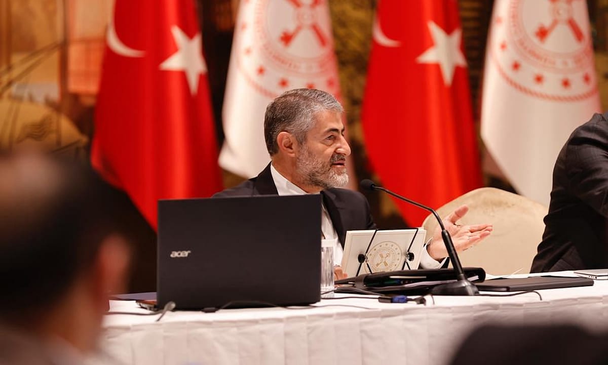 Gıda sektöründeki firma temsilcileriyle bir araya gelen Bakan Nebati'den açıklama