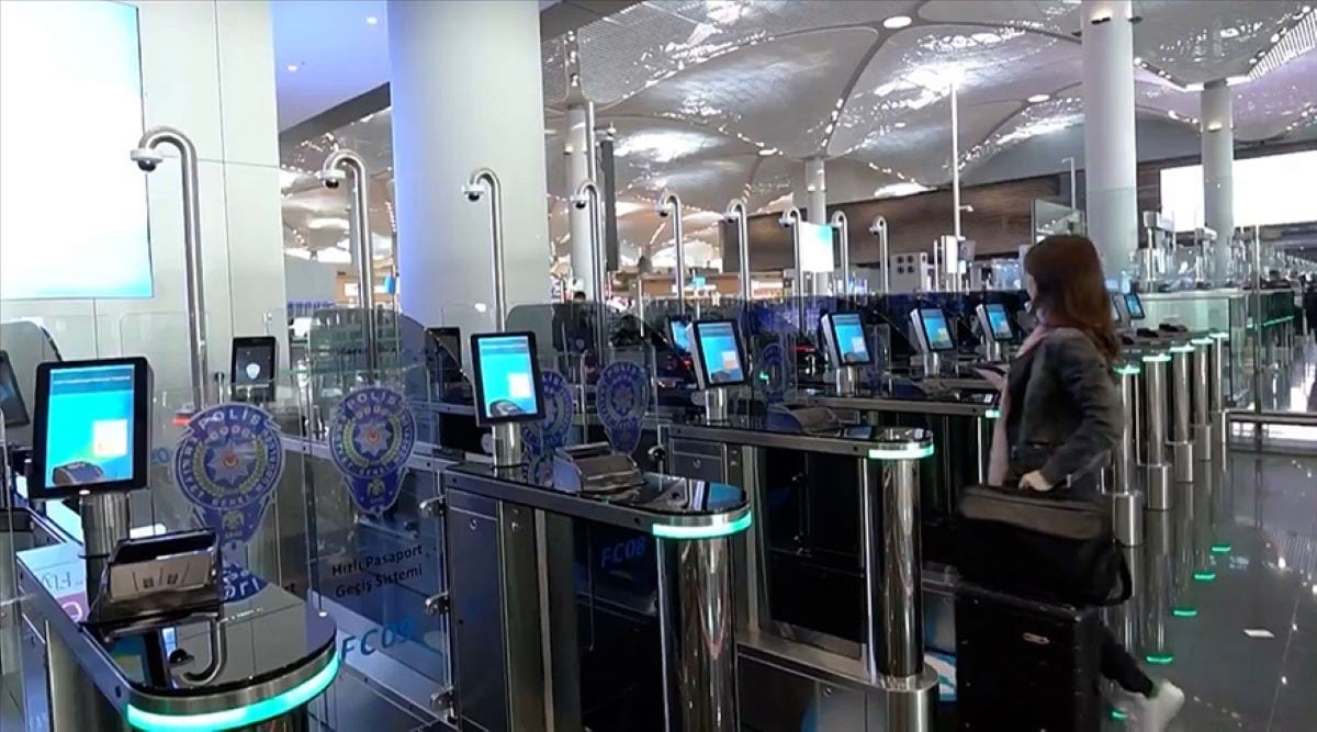 İstanbul Havalimanı'nda 'Hızlı Pasaport Geçiş Sistemi'