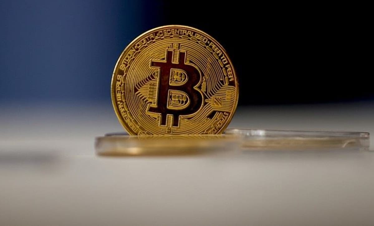 Bitcoin Aralık 2020'den bu yana ilk kez bu seviyeyi test etti