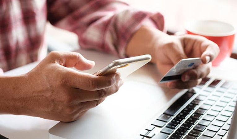 Koronavirüs bankacılık işlemlerini dijitale kaydırdı