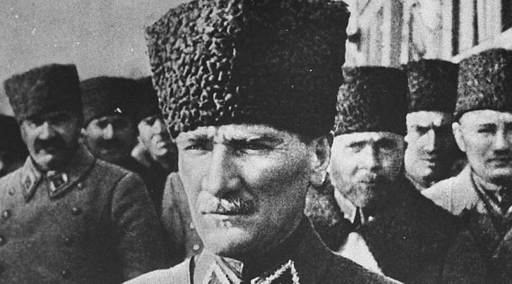 Ata'yı saygı ve özlemle anıyoruz-0
