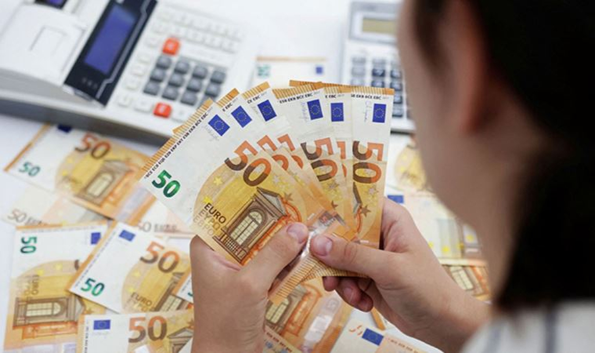 Euro Bölgesi'nde enflasyon yüzde 9,1 ile 25 yılın en yükseğinde