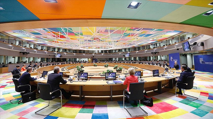 AB liderleri kurtarma programı ve bütçede anlaştı