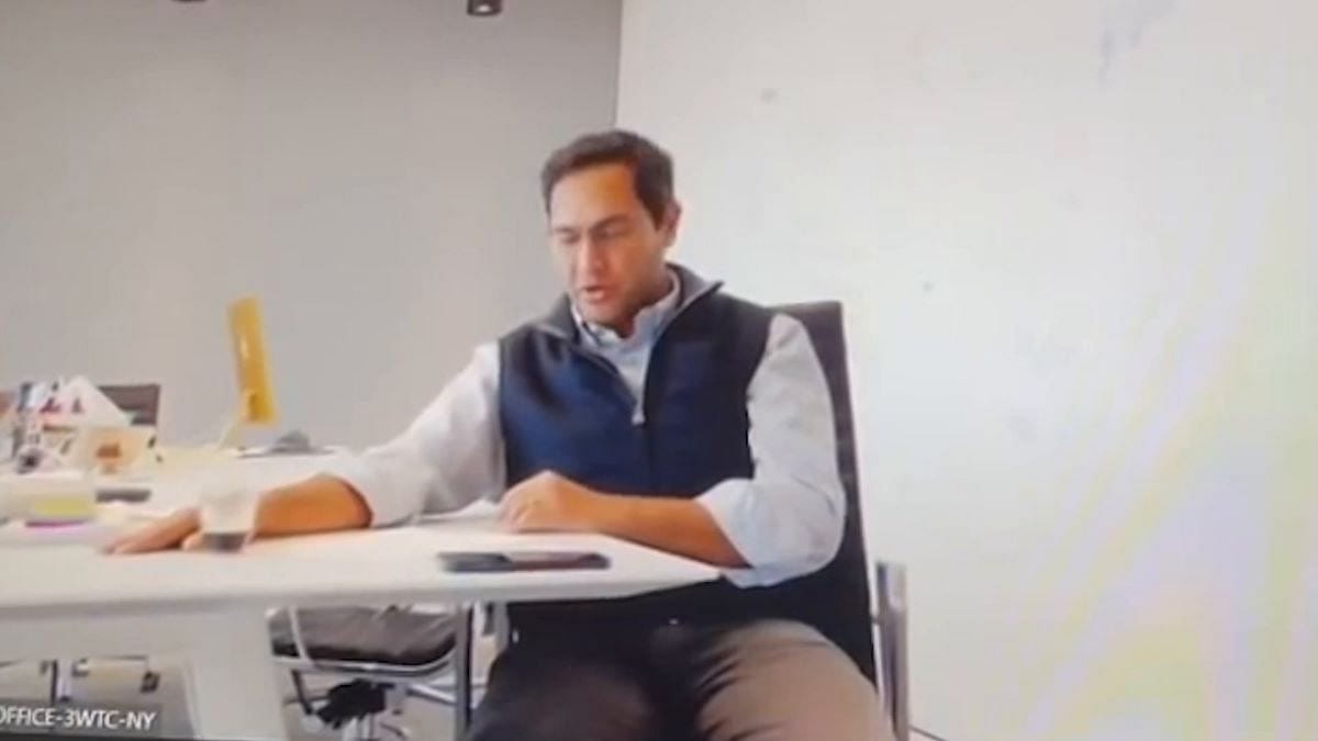 900 kişiyi 3 dakikada Zoom'da işten çıkartmıştı... Acil izne çıktı