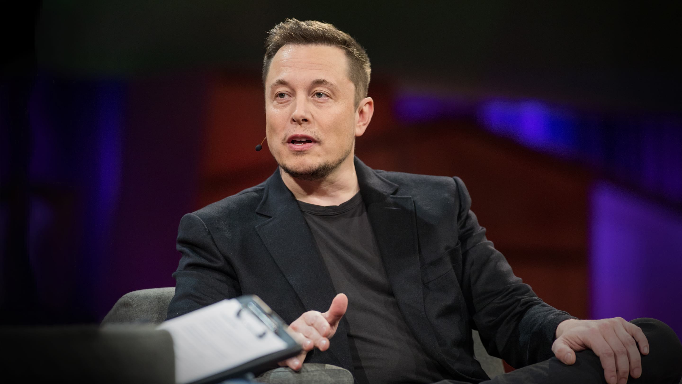 Elon Musk, yüzde 10 taahhüdünün yarısını geçti